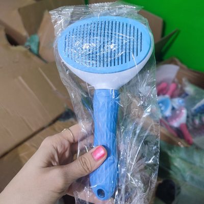 قیمت برس سگ و گربه با دکمه تخلیه رنگ آبی وارداتی (بسته بندی نایلونی)